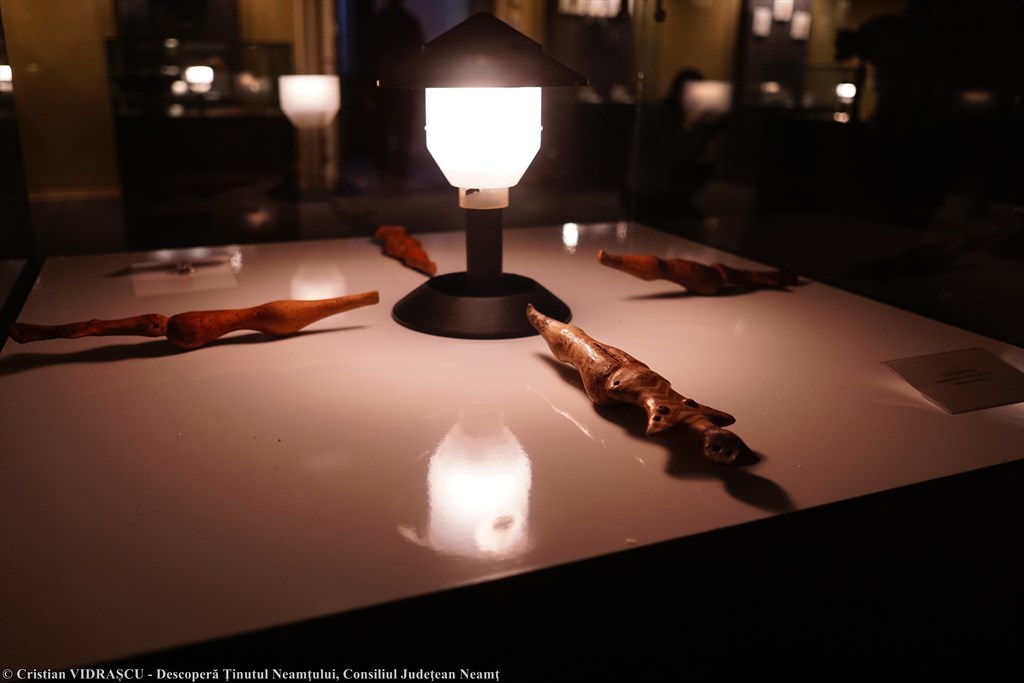 La Muzeul de Artă Eneolitică Cucuteni cu fotografii Cristian VIDRAȘCU și Claudiu OROS – fotografia 7