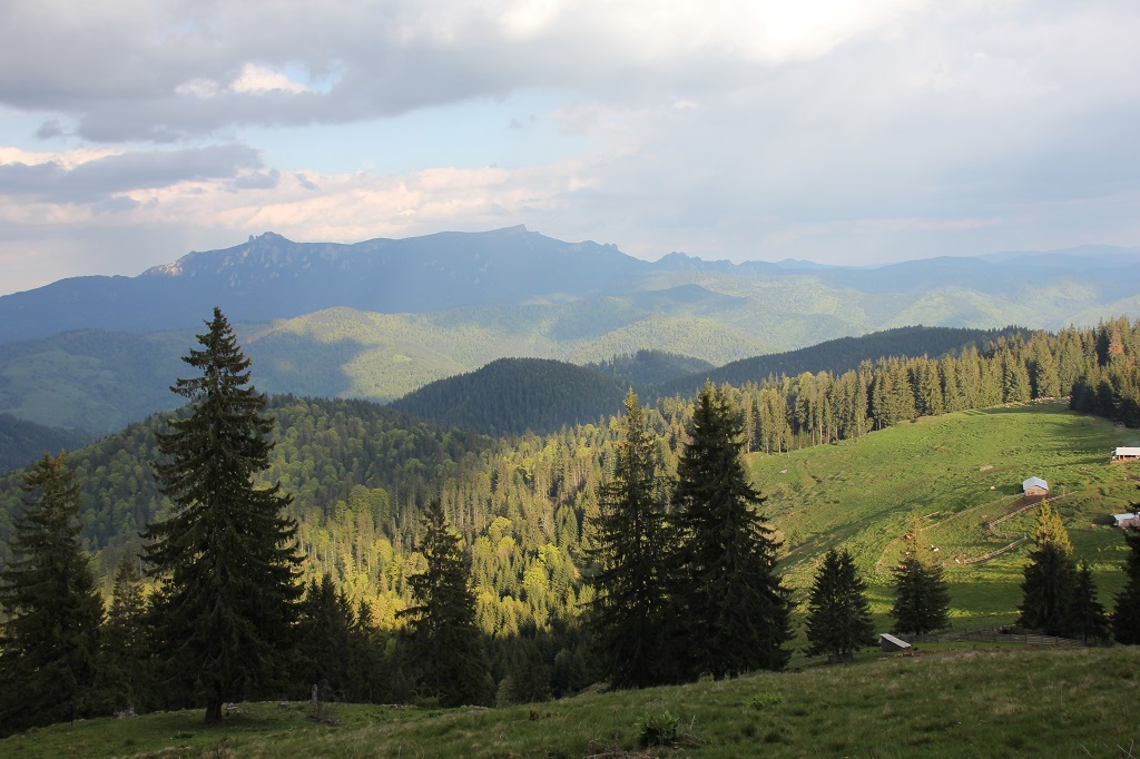 Stâna de la Pietrele Roșii