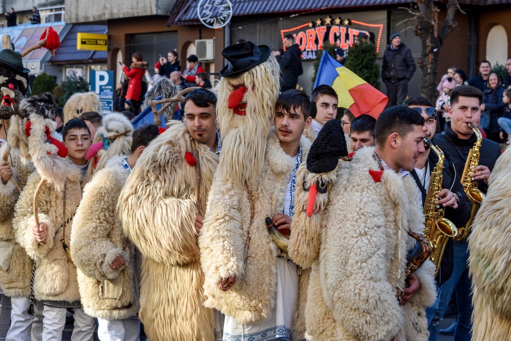 Ediție de succes a Festivalului Obiceiurilor și Tradițiilor de Anul Nou – fotografia 12