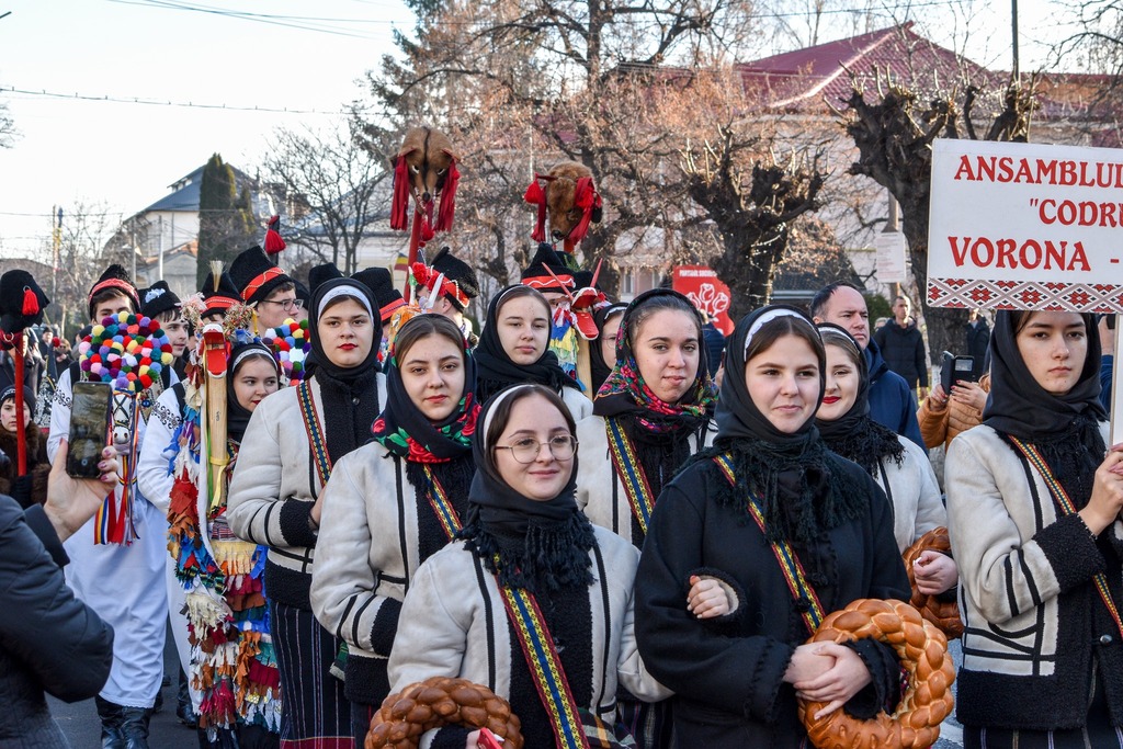 Ediție de succes a Festivalului Obiceiurilor și Tradițiilor de Anul Nou – fotografia 20