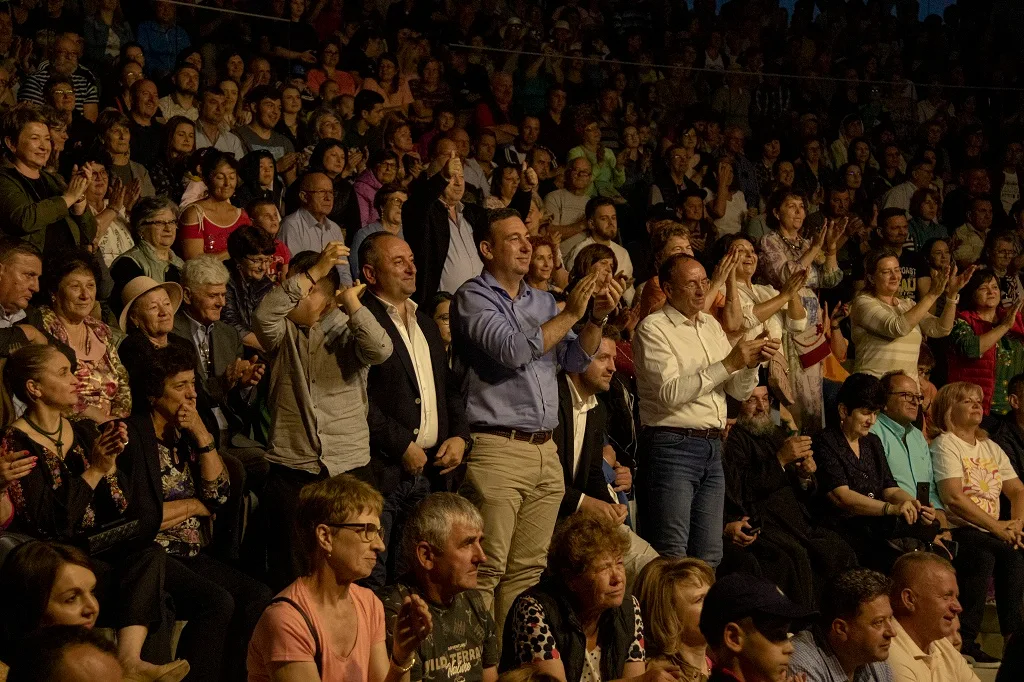 Vară fierbinte în evenimente cu public numeros în Neamț – photo 17