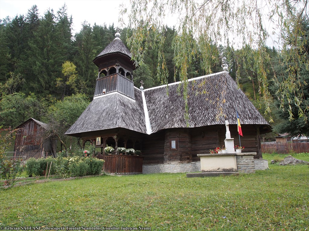 Neamțul, traversat de rute turistice, leagă între ele frumuseți și obiective – fotografia 18