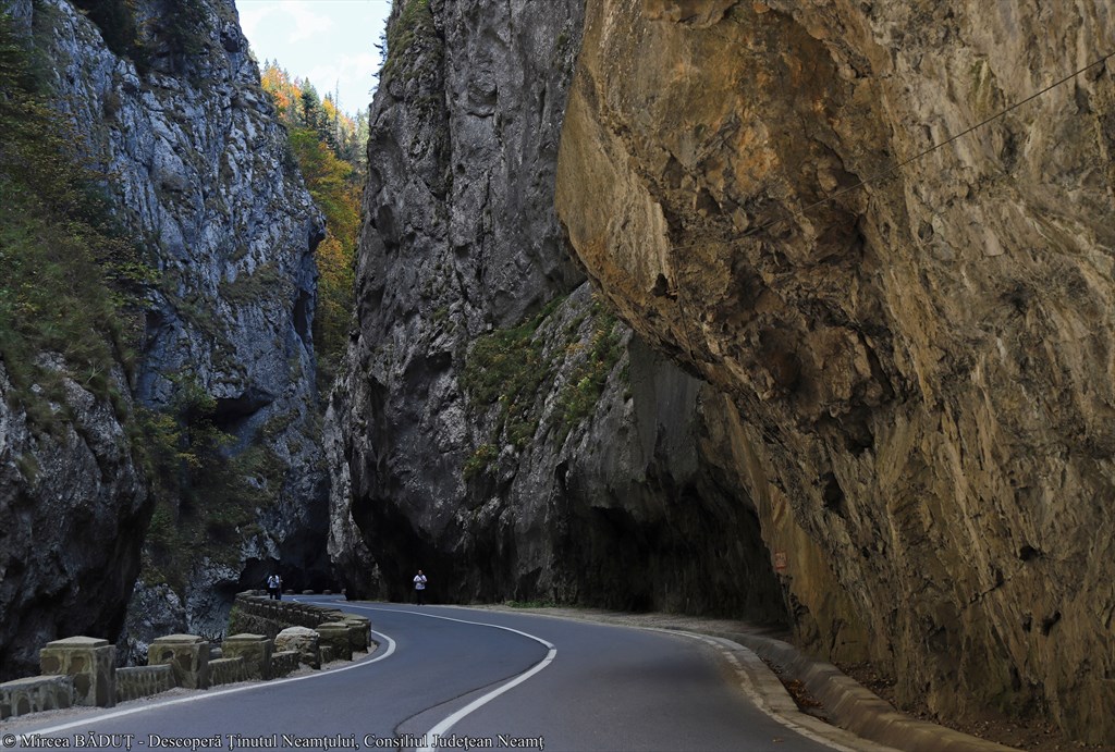 Neamțul, traversat de rute turistice, leagă între ele frumuseți și obiective – fotografia 5