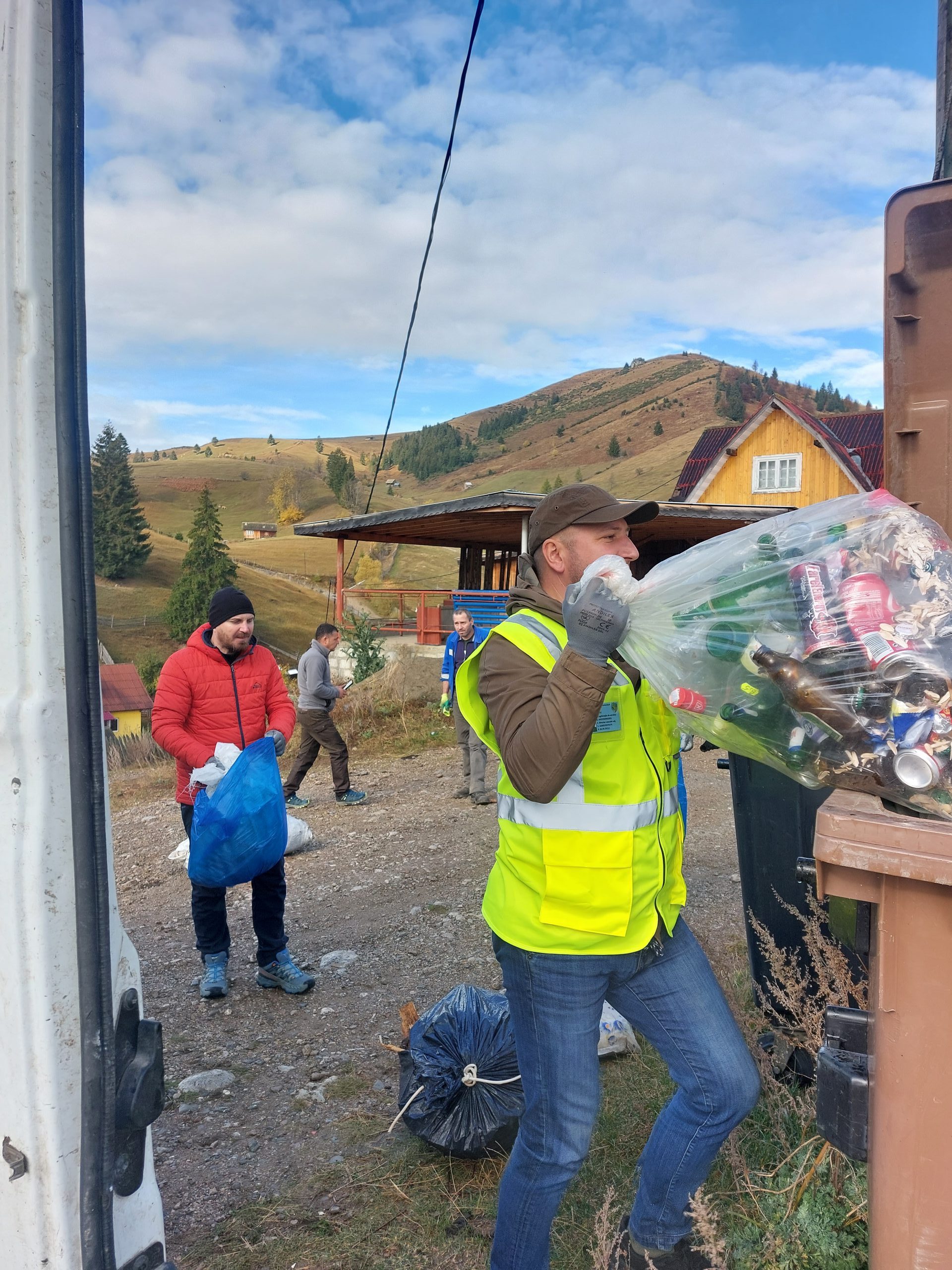Zone pitorești din Neamț și Harghita într-un program de ecologizare – fotografia 5