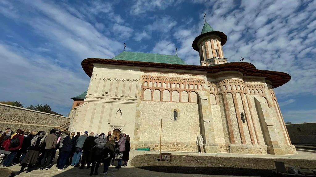 Ansamblul Mănăstirii Tazlău, ctitorie ștefaniană, restaurată cu fonduri europene