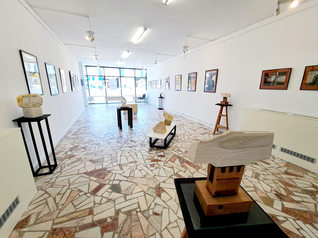 Expoziție de sculptură și desen la Galeriile de Artă „Lascăr Vorel” Piatra-Neamț joi, 23 mai, la ora 17:00 – fotografia 4