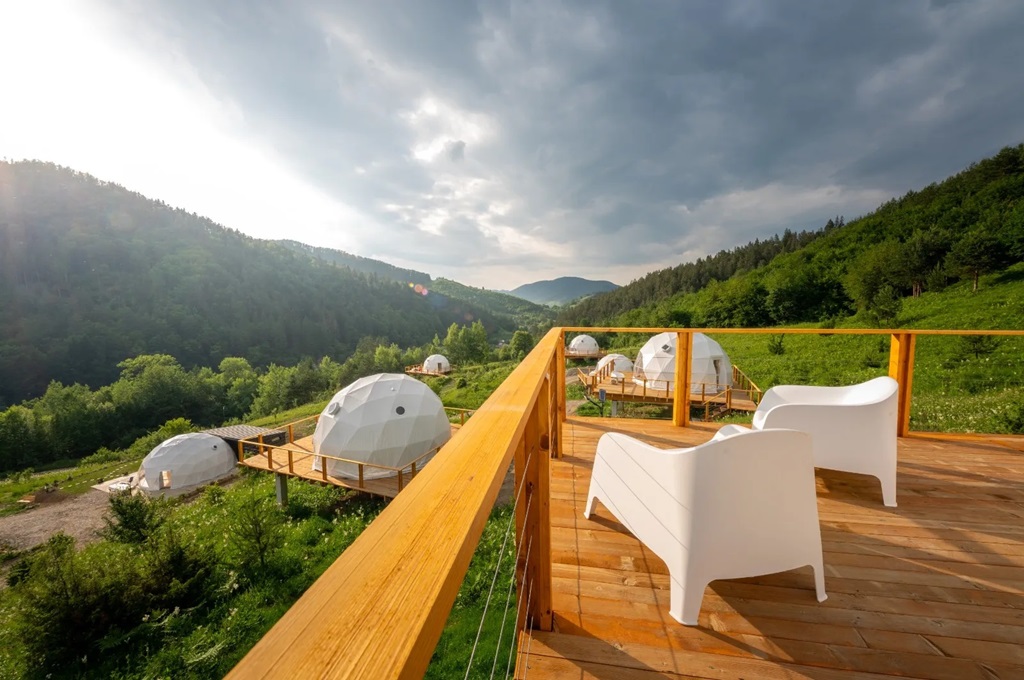 Zenzia Glamping, confort și eleganță în mijlocul naturii – fotografia 3