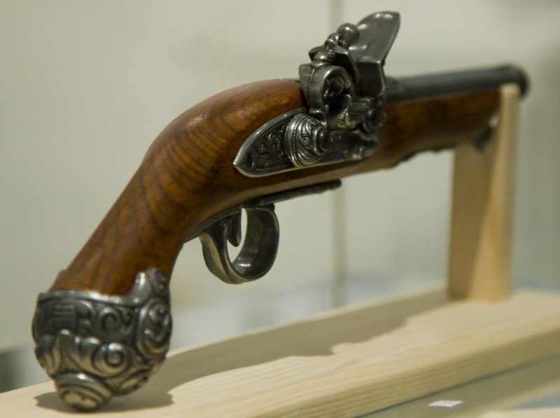 Expozitie de Arme la Piatra Neamt