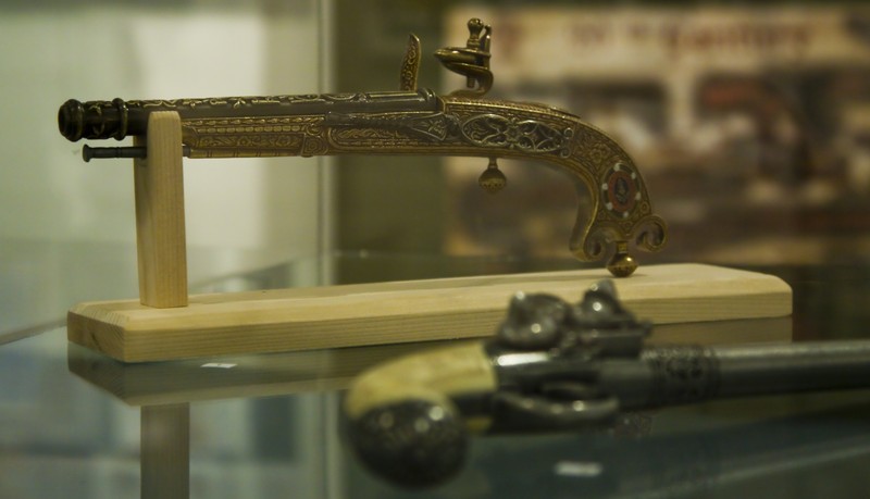 Expozitie de Arme la Piatra Neamt