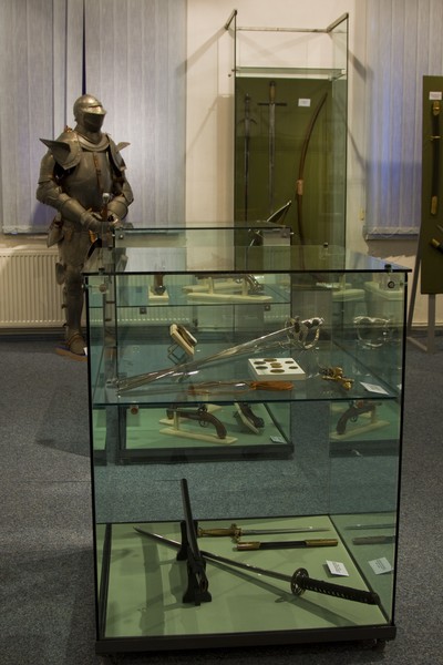 Expozitie de Arme la Piatra Neamt
