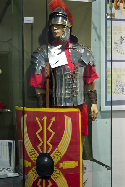 Expozitie de Arme la Piatra Neamt