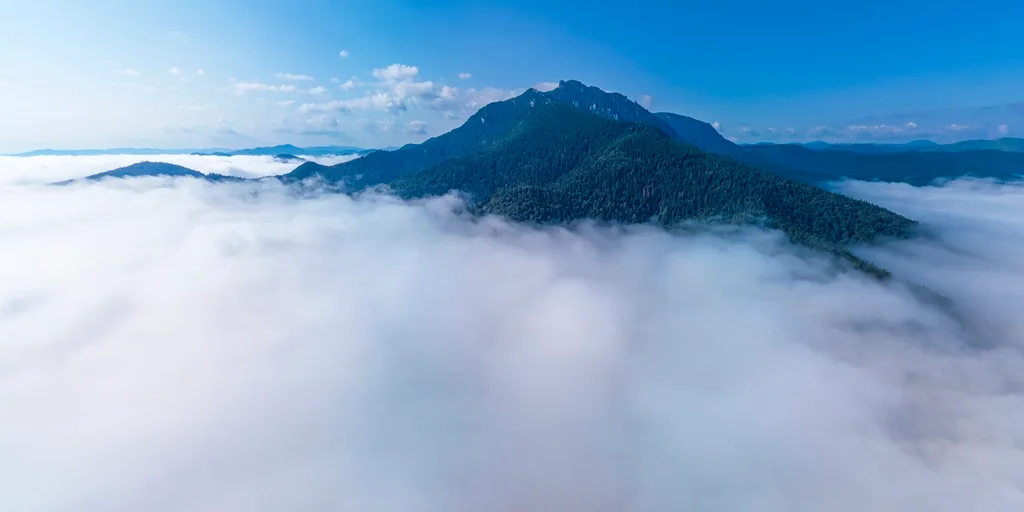 Cel mai iubit munte străbătut în toate anotimpurile – photo 2