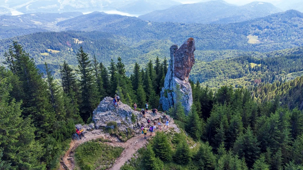 Cel mai iubit munte străbătut în toate anotimpurile – photo 6