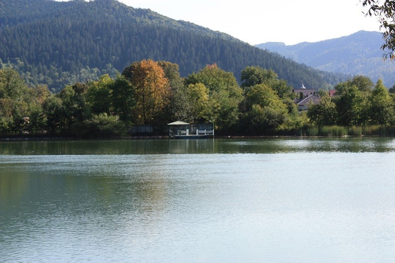 Romania Turism - Lacul Vaduri