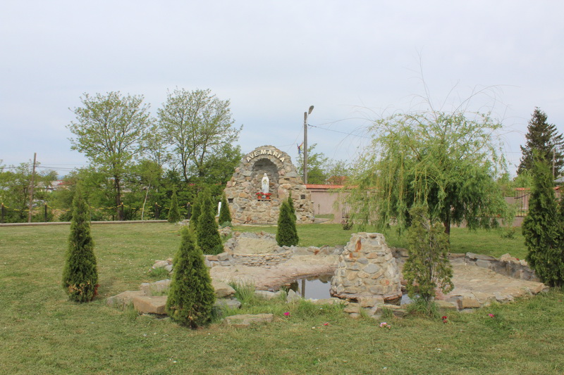 biserica catolica - negritesti 1