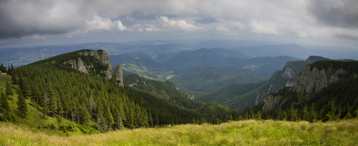 Panorama Masivul Ceahlau